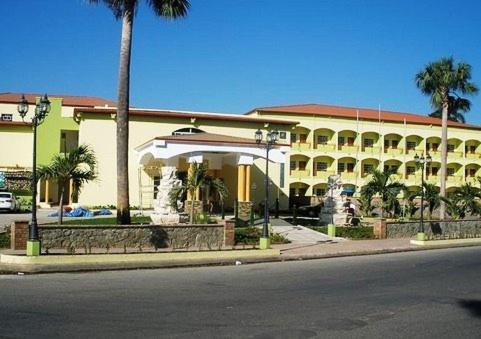 Hotel Novus Caoba Эсперанса Экстерьер фото